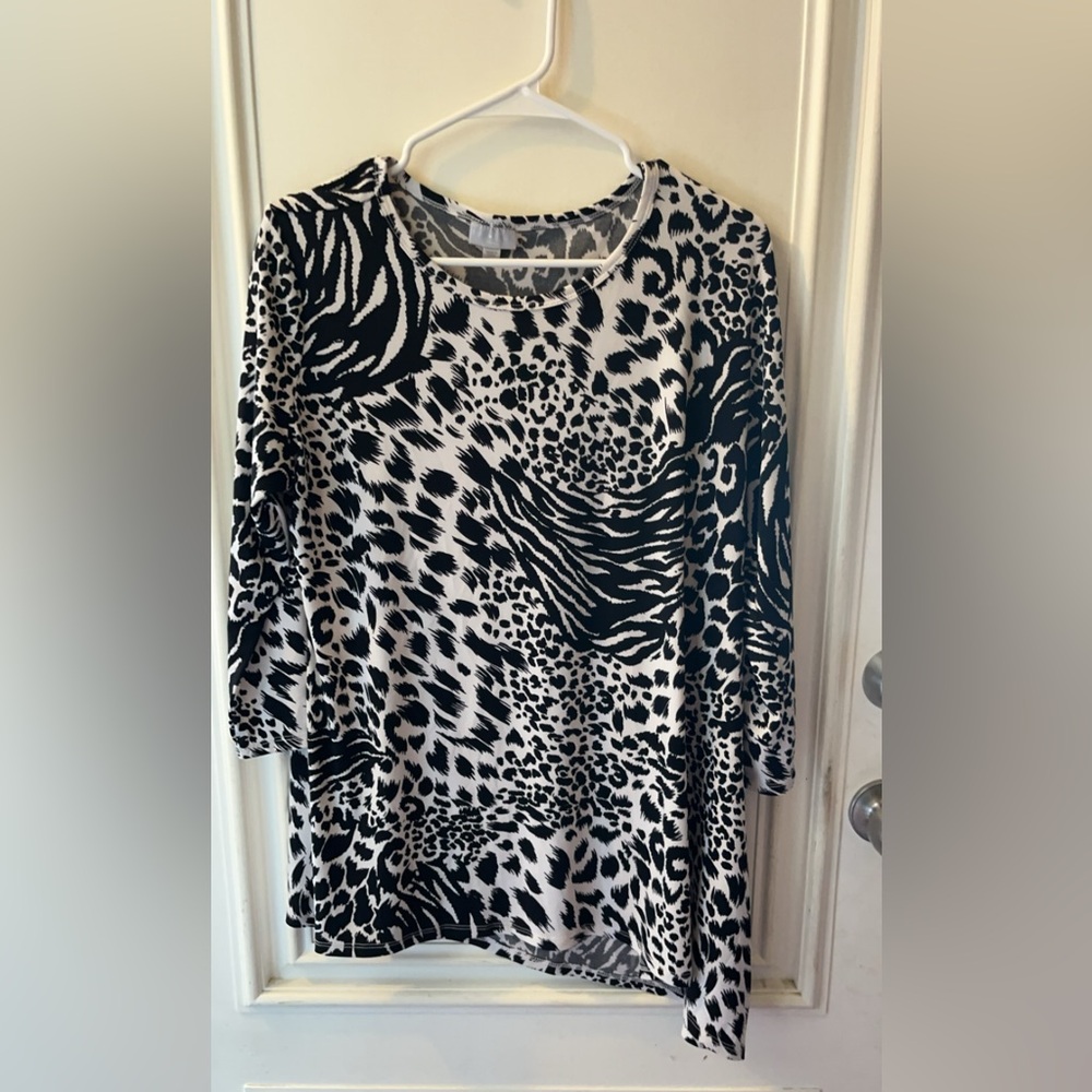 Animal print top